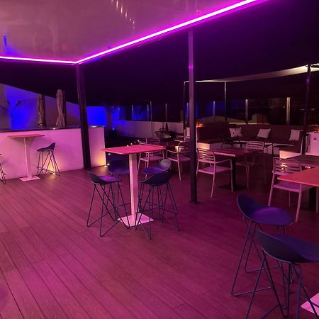 Daos Suites & Terrace Marbella Eksteriør bilde