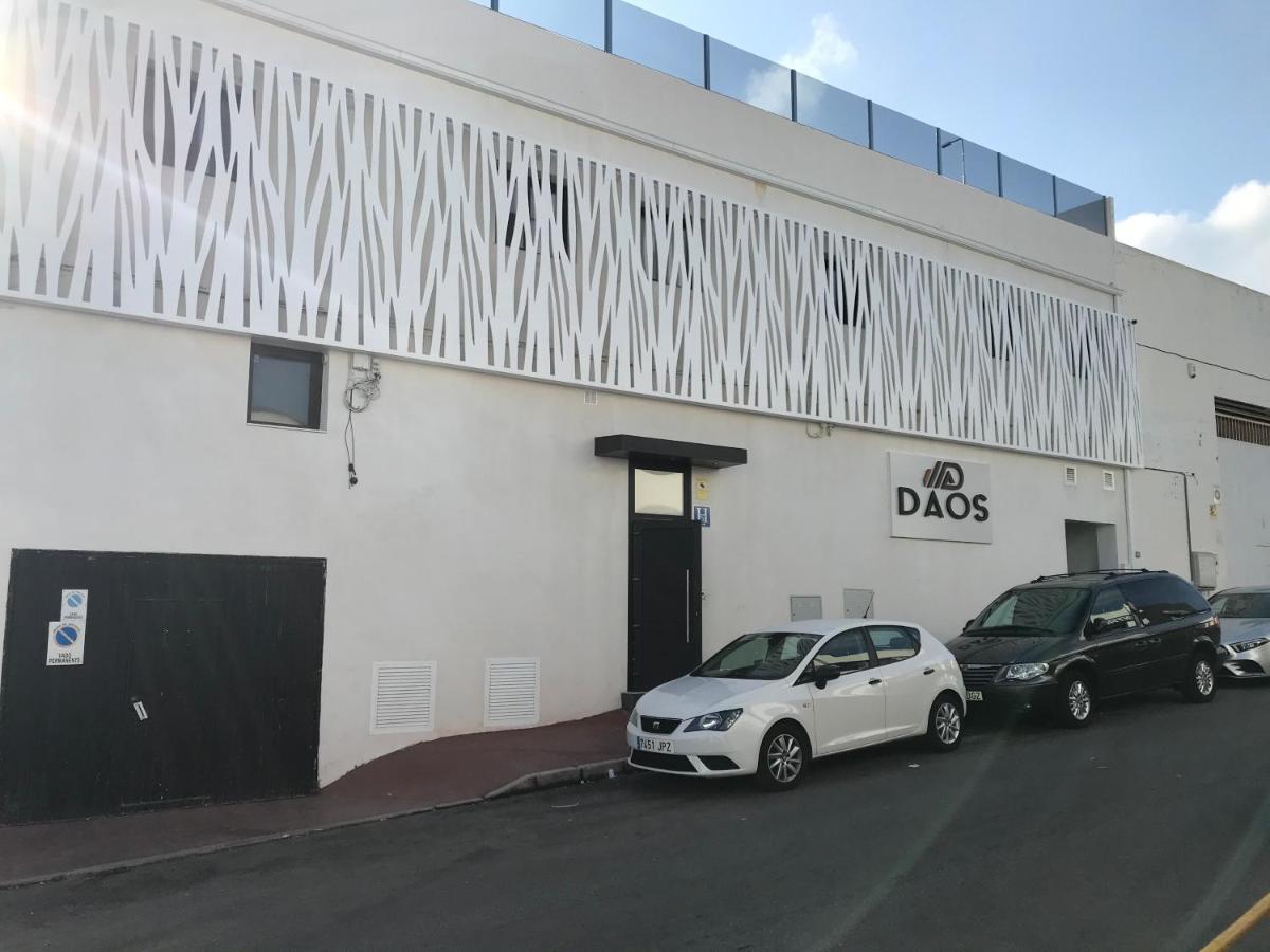 Daos Suites & Terrace Marbella Eksteriør bilde