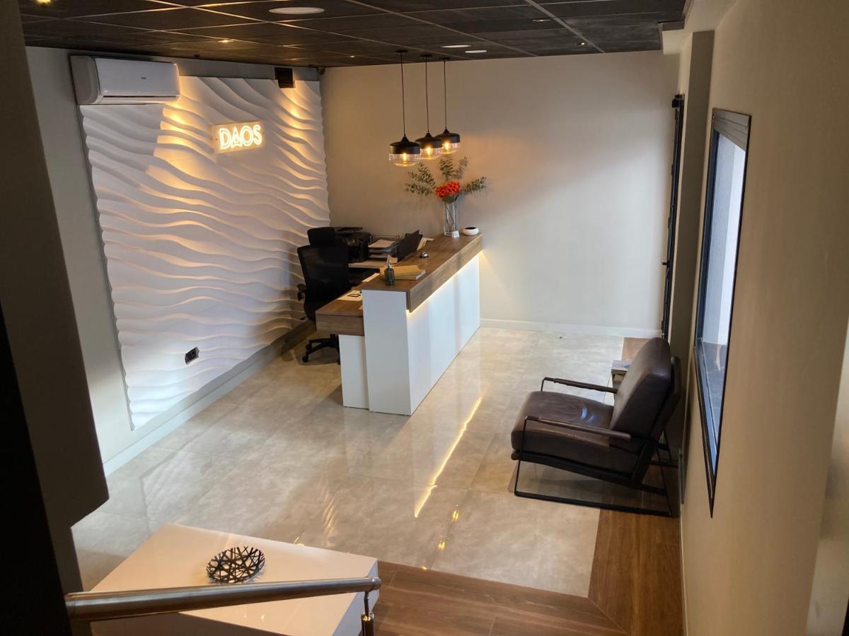Daos Suites & Terrace Marbella Eksteriør bilde