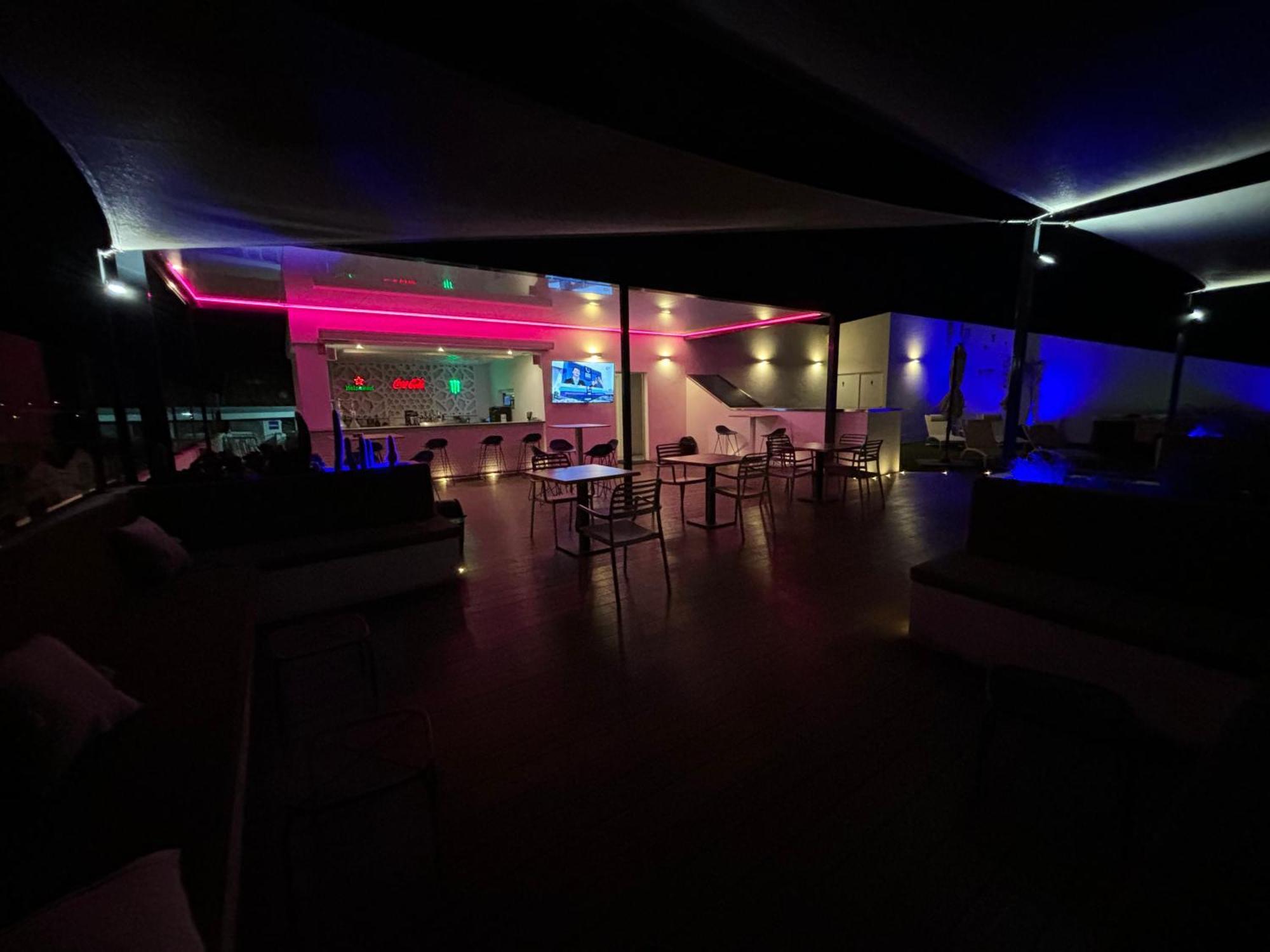 Daos Suites & Terrace Marbella Eksteriør bilde
