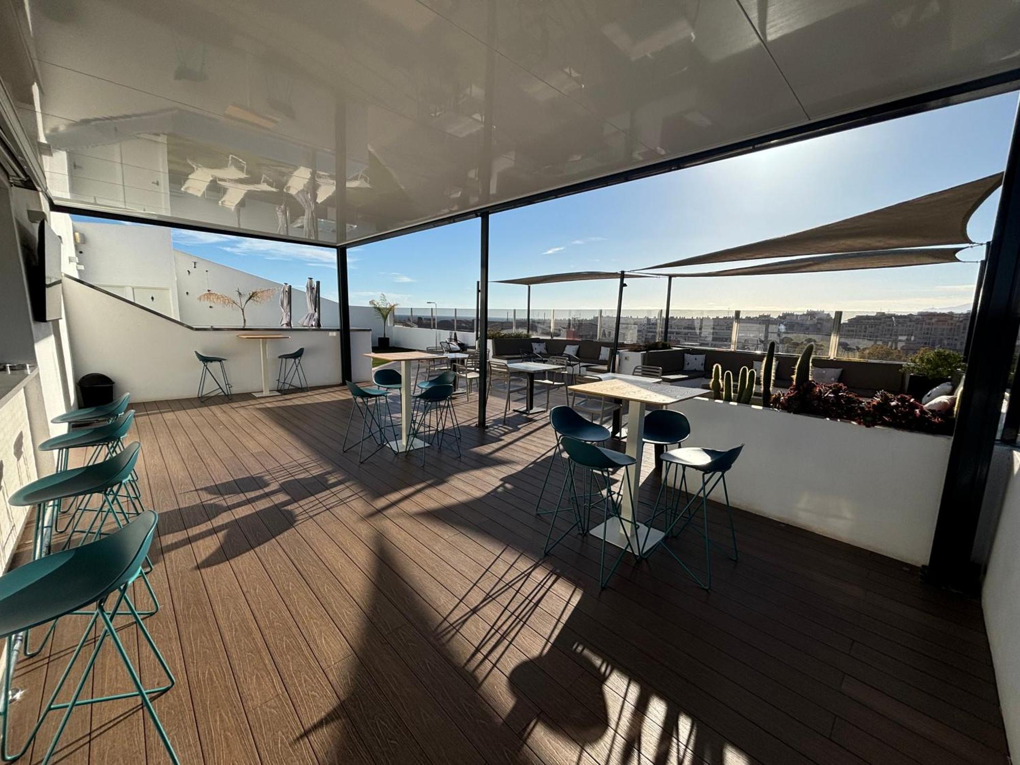 Daos Suites & Terrace Marbella Eksteriør bilde