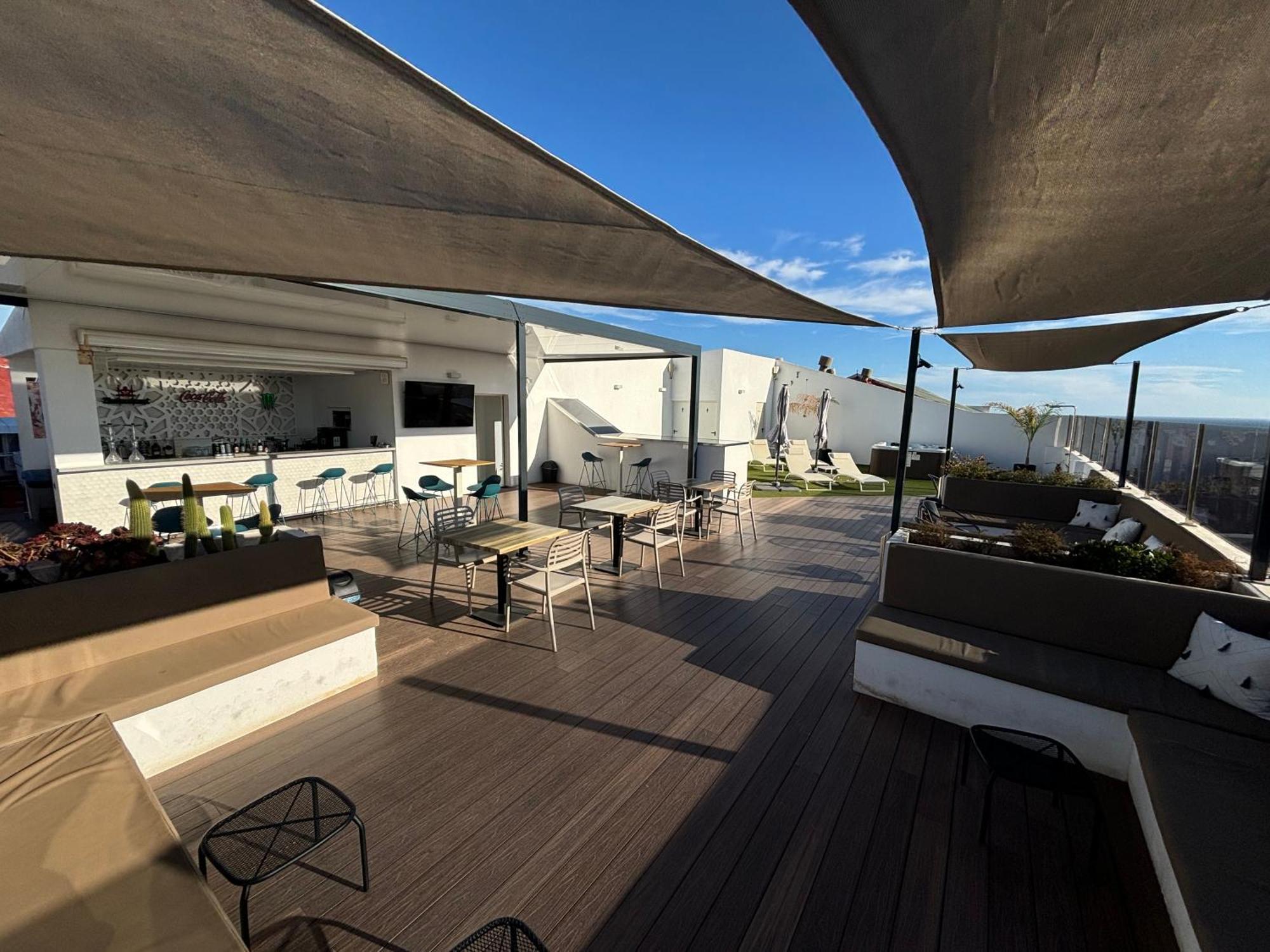 Daos Suites & Terrace Marbella Eksteriør bilde